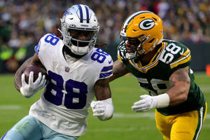 Dallas Cowboys Versus Green Bay Packers Wallpaper
