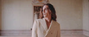 Damiano David On Aesthetic Vibes Wallpaper