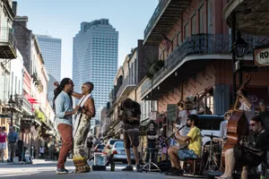 Dancing To Jazz In New Orleans Wallpaper