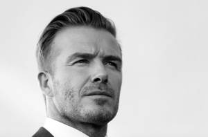 Dapper David Beckham B&w Wallpaper