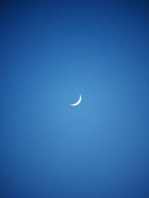 Dark Blue Sky And Crescent Moon Wallpaper