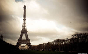 Dark Eiffel Tower Paris Wallpaper
