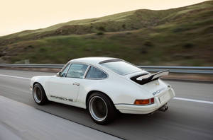 Dashing Singer Porsche 911 Wallpaper