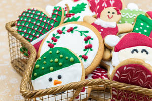 Delightful Assortment Of Christmas Cookies Wallpaper