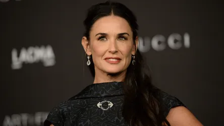 Demi Moore Haute Couture Fashion Week In Paris Wallpaper