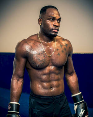 Derek Brunson Vignette Border Wallpaper