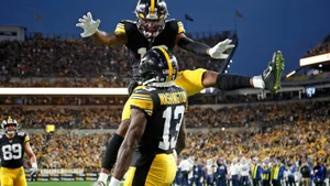Diontae Johnson James Washington Footballers Wallpaper