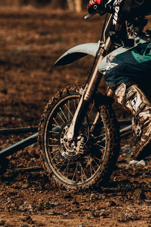 Dirtbike Muddy Wheel Wallpaper