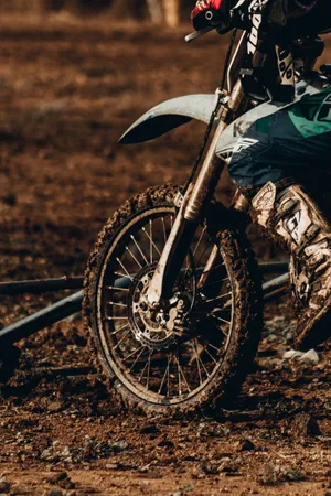 Dirtbike Muddy Wheel Wallpaper