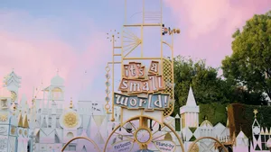 Disneyland Vintage Ride Entrance Wallpaper