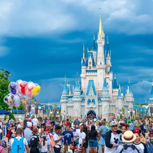 Disneyworld Bright Blue Sky Wallpaper