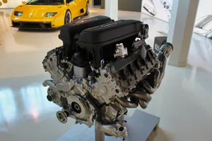 Display Lamborghini Engine Wallpaper