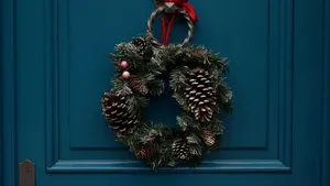 Door Wreath Christmas Laptop Wallpaper