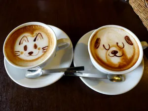 Double Cup Frothy Coffee Wallpaper