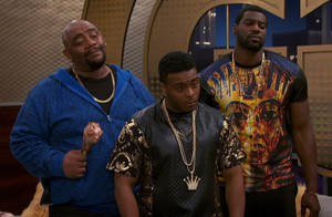 Double G With Squad Game Shakers Wallpaper