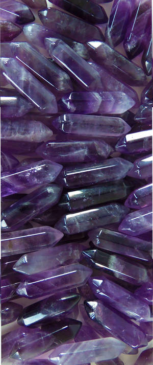 Dual Pointed Amethyst Rods Wallpaper