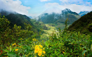 Ecuador Pululahua Dormant Volcano Wallpaper