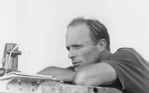 Ed Harris Grayscale Side Angle Shot Wallpaper