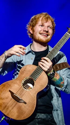 Ed Sheeran Smiling Wallpaper