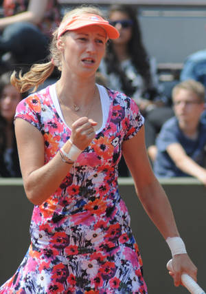 Ekaterina Makarova Floral Tennis Dress Wallpaper