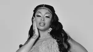 Elegant Black And White Portrait Wallpaper