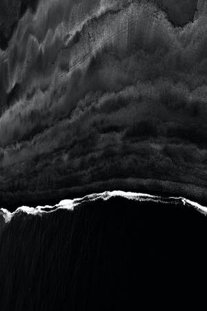Elegant Noir Sahara Black White Marble Iphone Wallpaper Wallpaper