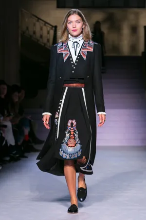 Elegant Temperley London Black Embroidered Dress Wallpaper