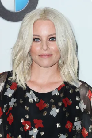 Elizabeth Banks Radiating Elegance In White Wallpaper