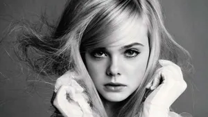 Elle Fanning Staring Fearlessly Wallpaper