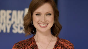 Ellie Kemper Kimmy Schmidt Event Wallpaper