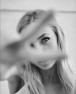 Emma Kotos Peace Sign Wallpaper