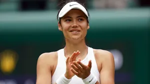 Emma Raducanu British Tennis Player Wallpaper