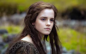 Emma Watson In Noah Wallpaper