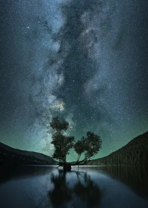 Enchanting Stellar Spectacle Wallpaper