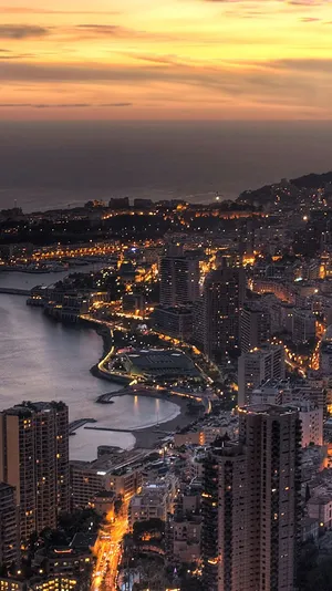 Enjoy The New York City Skyline In The Palm Of Your Hand Wallpaper