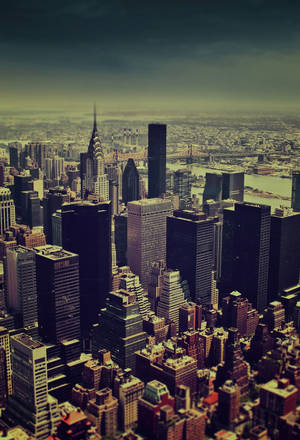 Enjoy The Picturesque Skyline Of New York City While Using Your Iphone Wallpaper