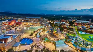 Enthralling View Of A Waterpark At Jeju Island Wallpaper
