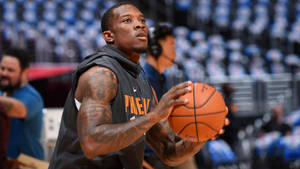 Eric Bledsoe Wears Phoenix Gray Hoodie Wallpaper