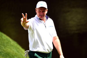 Ernie Els Gesturing Wallpaper