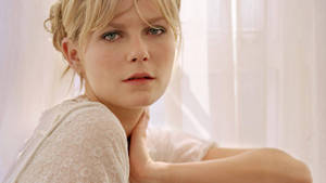 Ethereal Kirsten Dunst Wallpaper