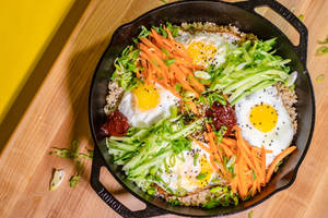 Family-sized Bibimbap Dish Wallpaper