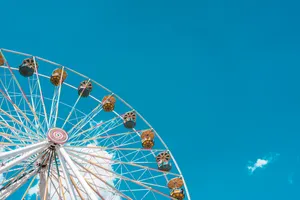 Ferris Wheel Sky Blue Color Hd Wallpaper