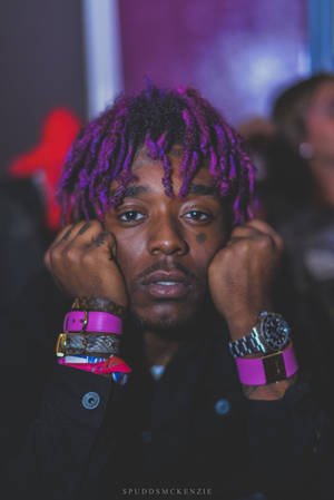 Fists On Cheeks Lil Uzi Vert Wallpaper