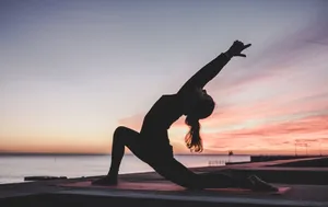 Fitness Low Lunge Yoga Shade Wallpaper
