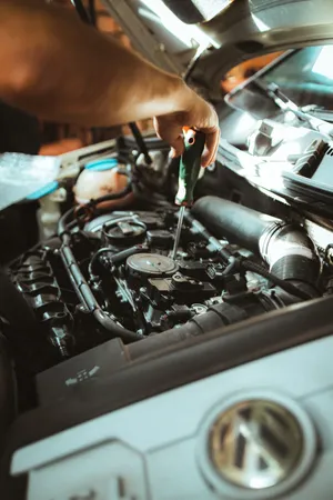Fixing Volkswagen Car Engine Wallpaper