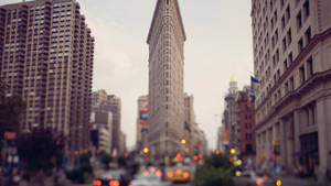 Flatiron Building Red Car Backlights Wallpaper