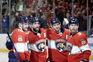 Florida Panthers Aaron Ekblad With Teammates 2022 Nhl Playoffs Wallpaper