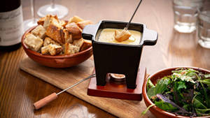 Fondue Portable Pot Wallpaper