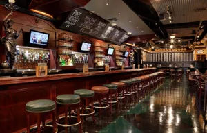 Fort Worth's Bar Interior Wallpaper