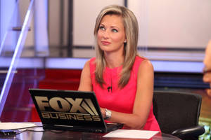 Fox News Sandra Smith Wallpaper